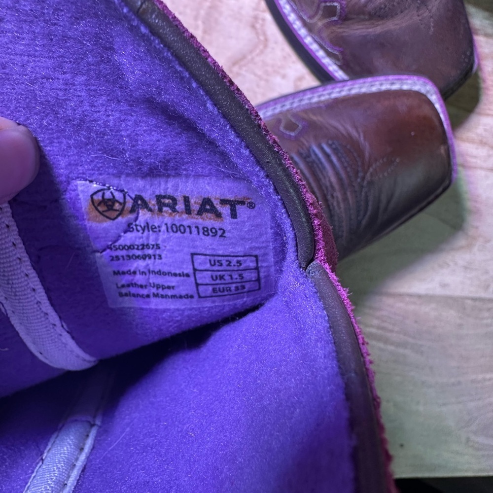 Ariat Fuchsia and Brown Western Boots - Picture 12 of 12